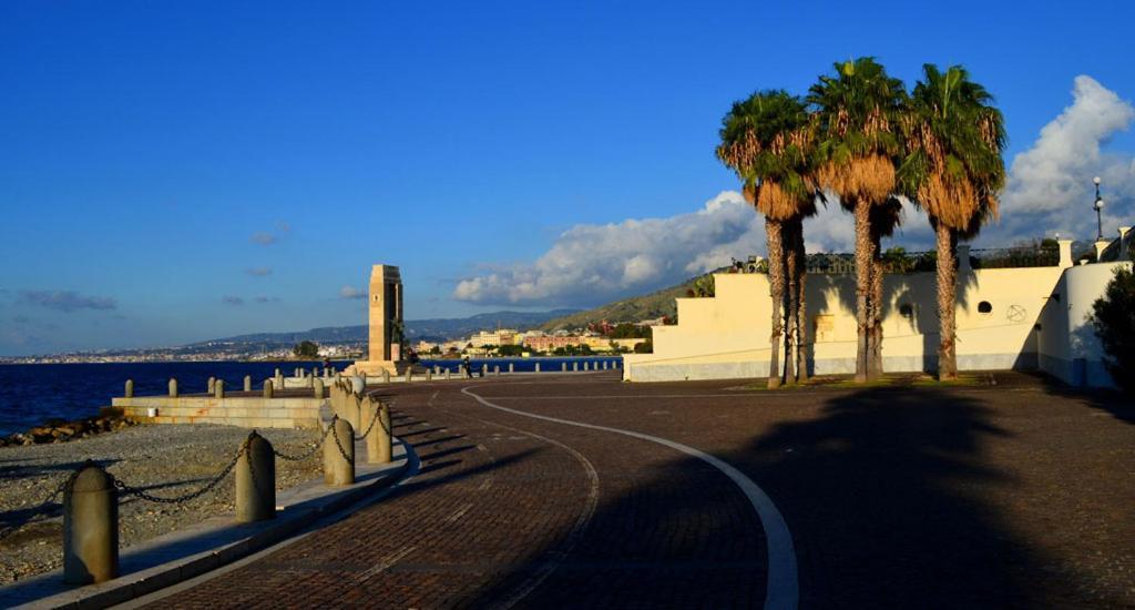 Vista Mare Rooms Reggio Calabria Exterior foto
